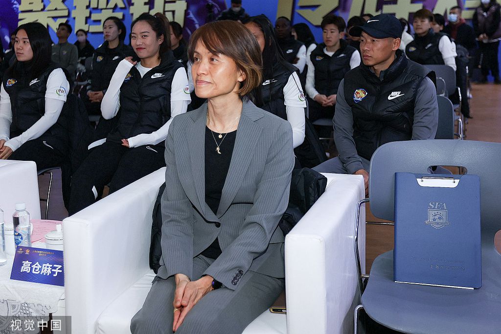 拜仁1-5惨败法兰克福，赛后主帅图赫尔接受采访。